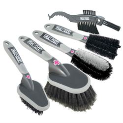 Muc-Off 5 x Brush.